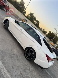 هیوندای ئەلەنترا